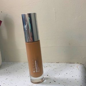 Becca Ultimate Coverage 24HR Foundation in Camel